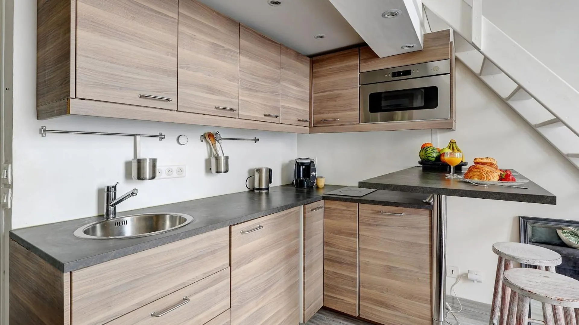Le Marais & Pompidou - Cityapartmentstay باريس 0*,  فرنسا
